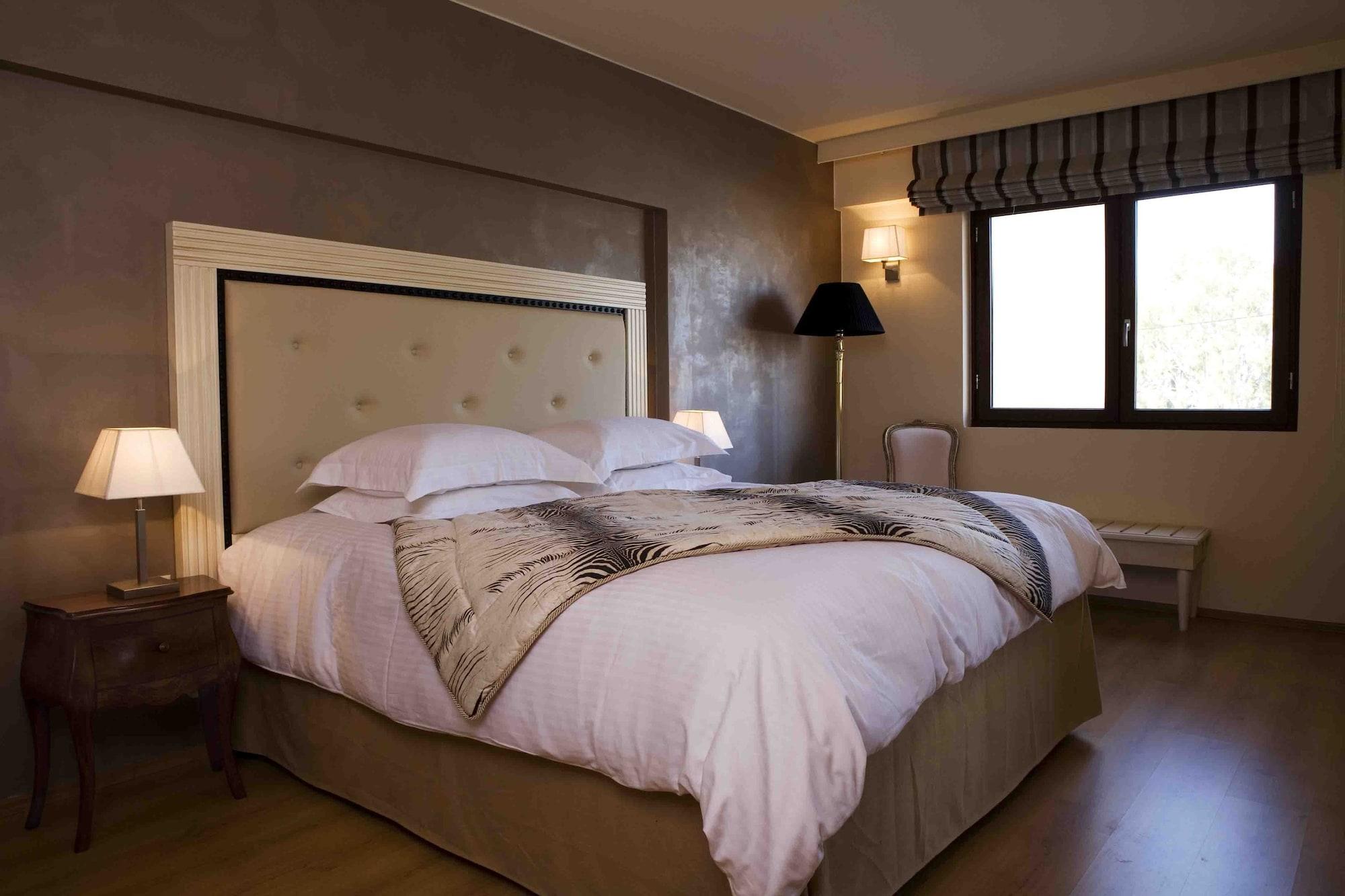 발리스 리조트 호텔 볼로스 외부 사진 A bedroom at the hotel