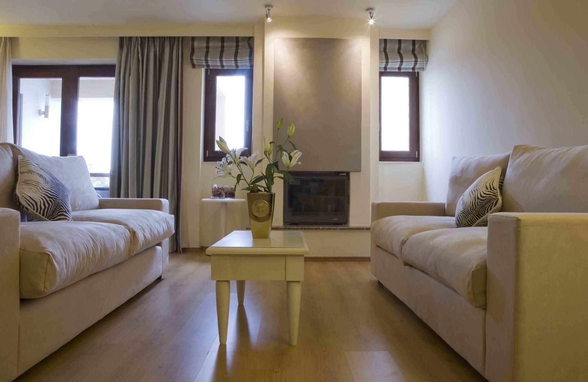 발리스 리조트 호텔 볼로스 외부 사진 A living room